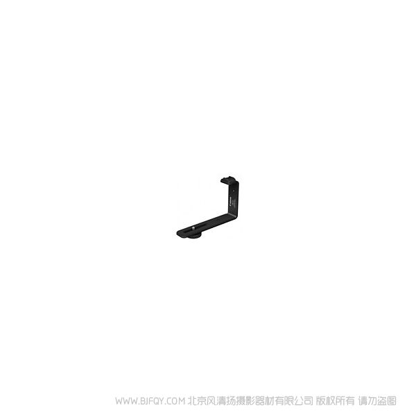 附件支架 AB-E1是L字型支架,搭載了用于安裝閃光燈的熱靴(沒有與相機(jī)進(jìn)行信息傳輸?shù)墓δ埽┖腿_架螺口。同時使用內(nèi)置閃光燈和外接閃光燈或安裝2個外接閃光燈時