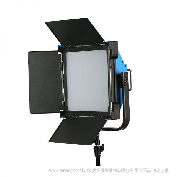利帥 LS RGB-150 采用全鋁框架設計,具有良好的散熱系統,結合了LED的優點及特點,是一款緊湊、柔和、高效率的平板燈